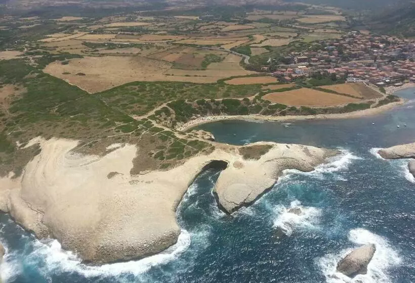 Aamiaismajoitus (B&B) Torre Del Pozzo