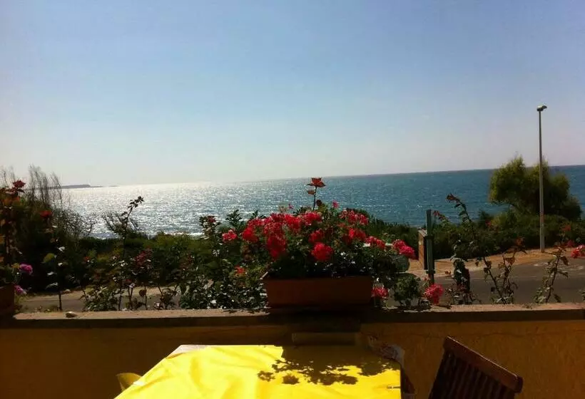 Aamiaismajoitus (B&B) Torre Del Pozzo