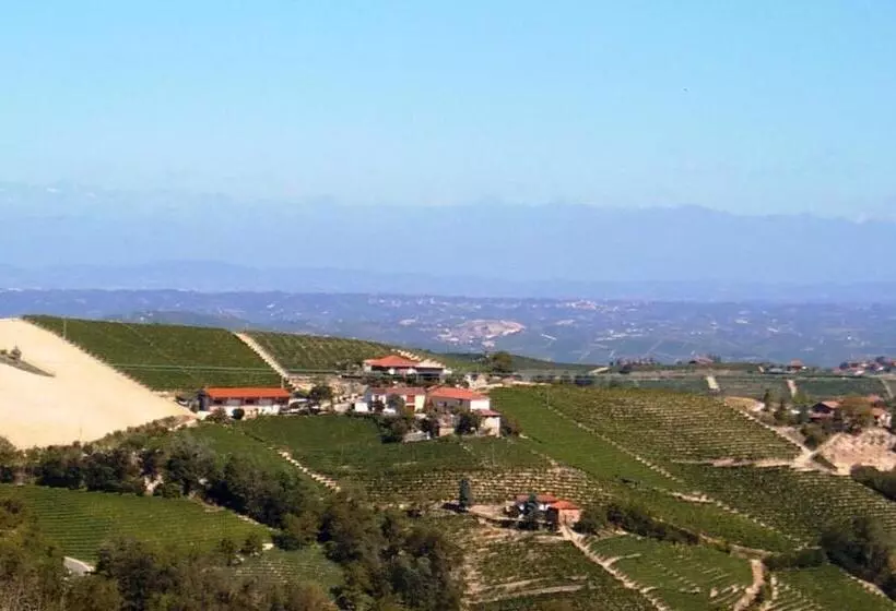 ホテル Agriturismo Finestre Di Langa