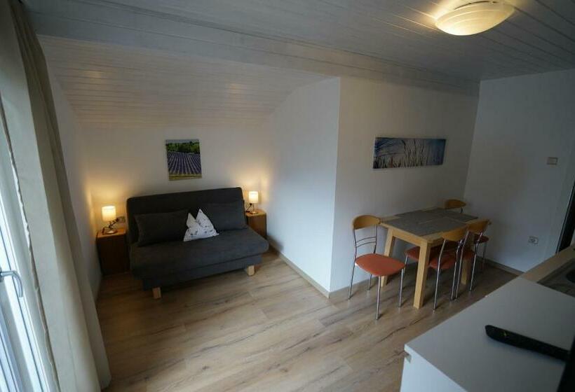 בית מלון כפרי Appartement Lahngut