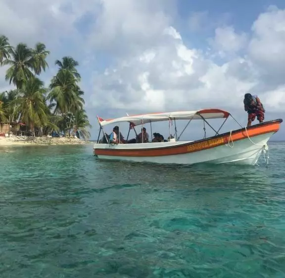 ホテル El Porvenir