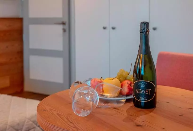 ホテル Garnì Vecchio Comune