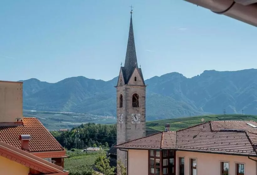 ホテル Garnì Vecchio Comune