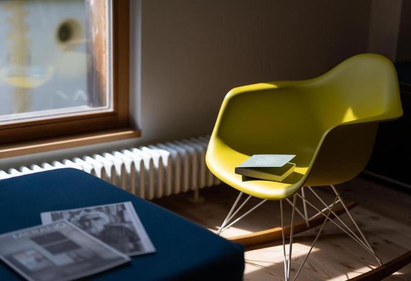 Zum Hirschen Boutique Hotel Val Di Non