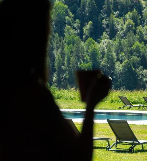 호텔 Hostellerie Le Lievre Amoureux