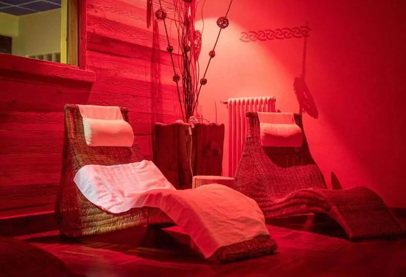 Hotelli Hostellerie Le Lievre Amoureux