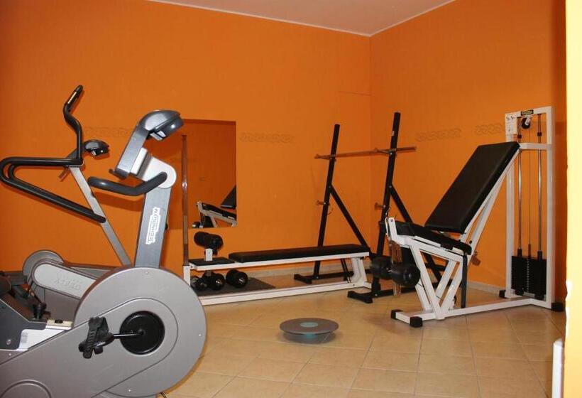 호텔 Hostellerie Le Lievre Amoureux