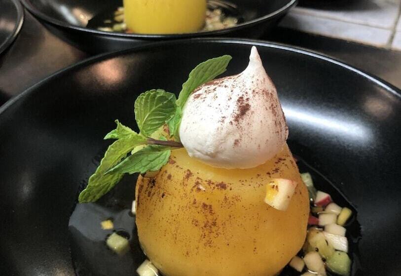 Logis Hotel Restaurant L Orée Des Bois