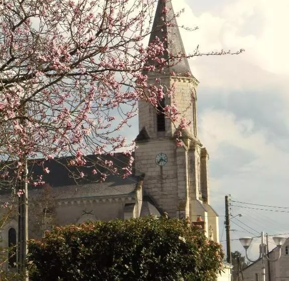 Logis Hotel Restaurant L Orée Des Bois