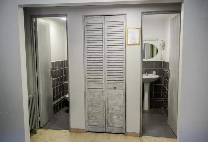 Hotelli Logis Le Saint Hubert