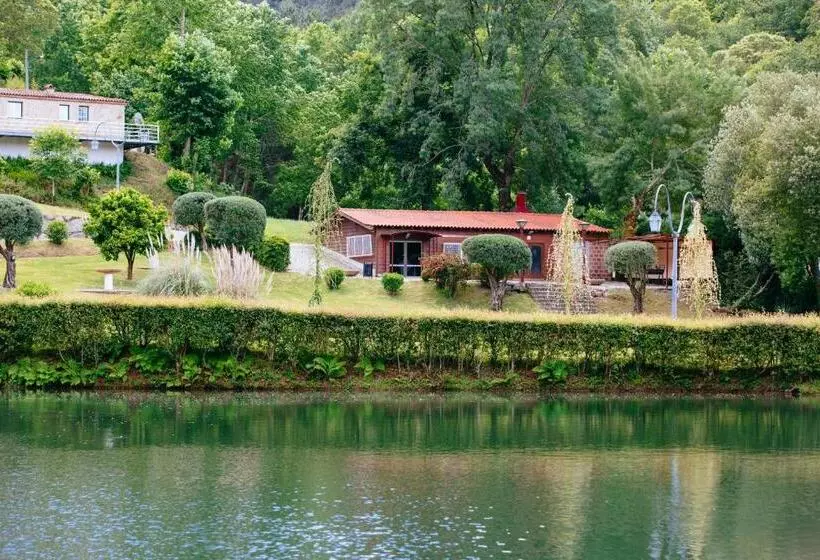Hotelli Quinta Do Rio Gerês