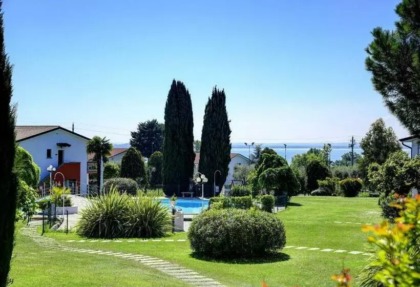 Italsol Residence Riai