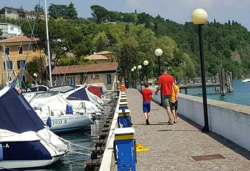 Italsol Residence Riai