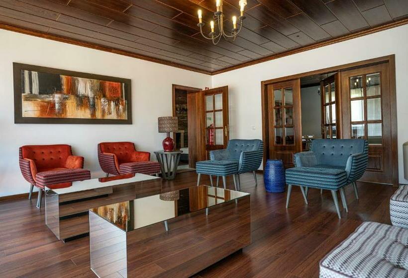 پانسیون Valonquinta   Agro Hotel & Spa