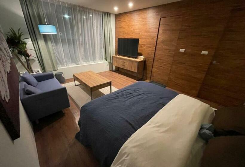 هاستل Hide And Sea At Green Island