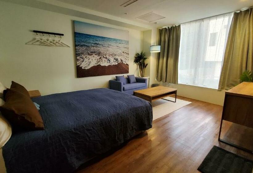 هاستل Hide And Sea At Green Island