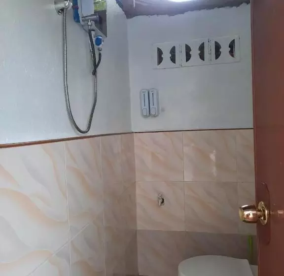 Retkeilymaja Rc Hutspot Tourist Inn