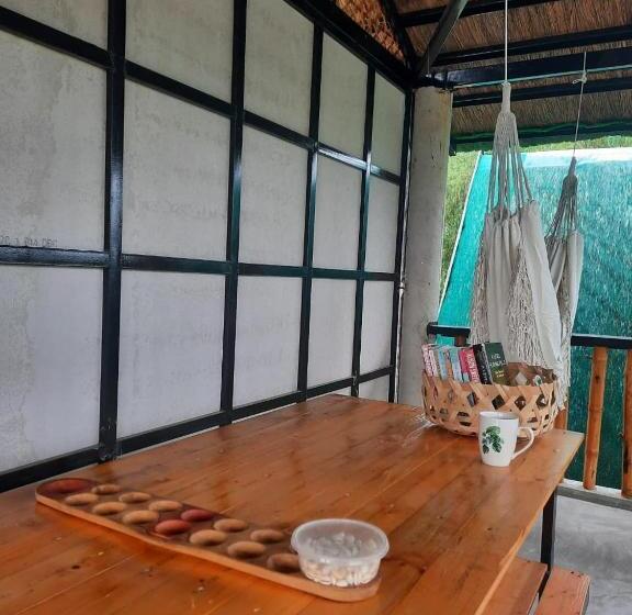 Hostel Rc Hutspot Tourist Inn