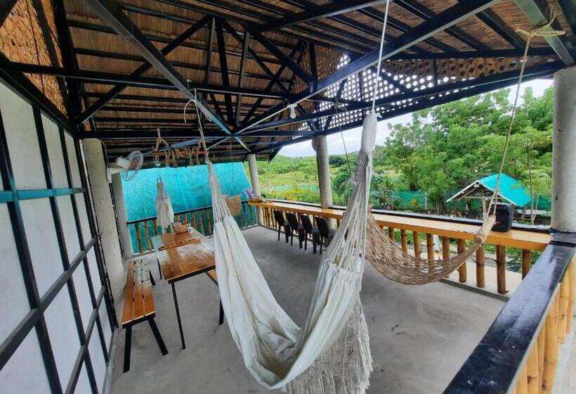 Hostel Rc Hutspot Tourist Inn