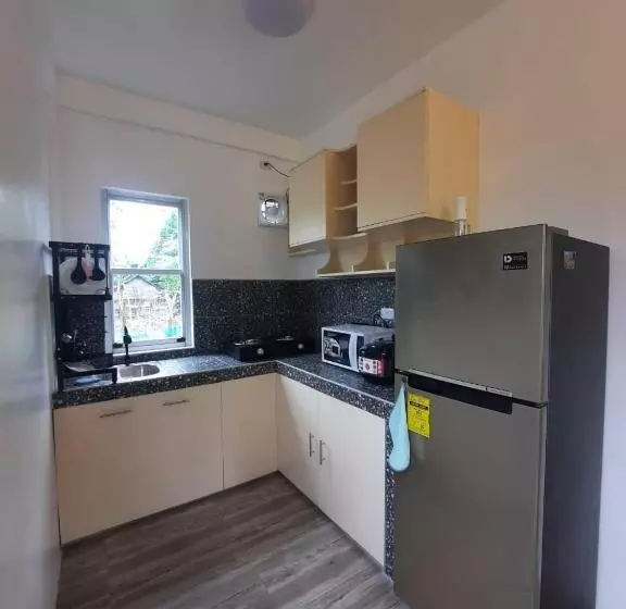 Retkeilymaja Rc Hutspot Tourist Inn