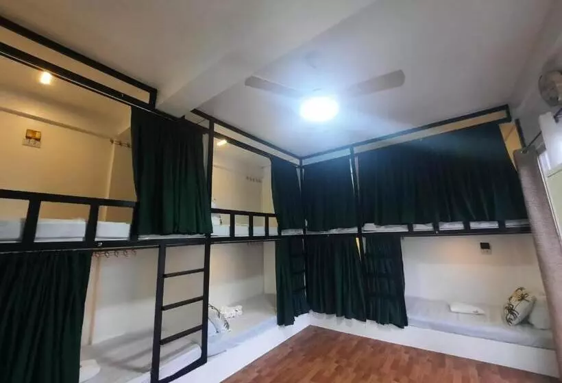 Retkeilymaja Rc Hutspot Tourist Inn