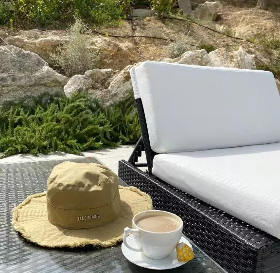 تختخواب و صبحانه Greenvalley Bnb