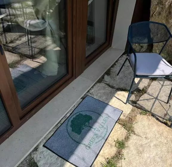 تختخواب و صبحانه Greenvalley Bnb