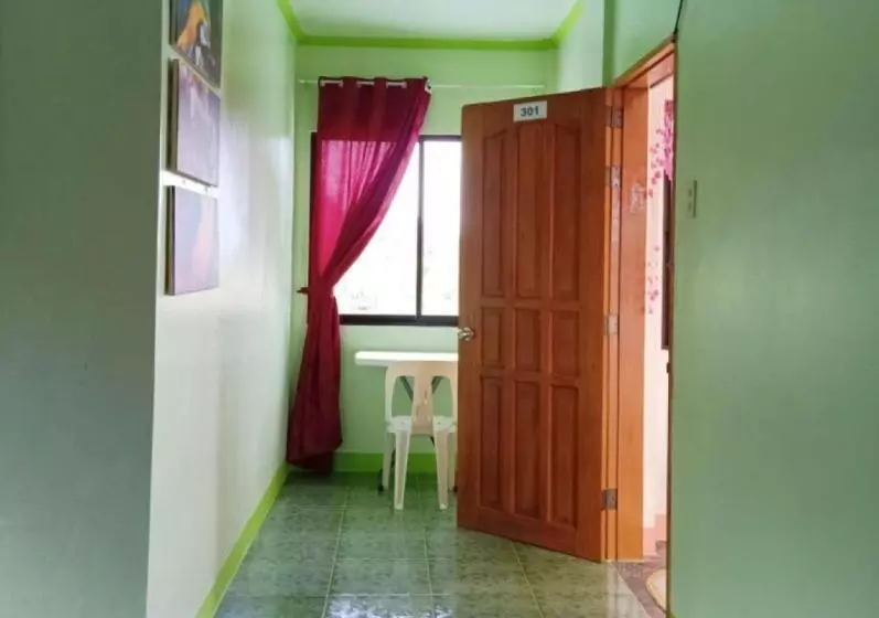 Hotelli Reddoorz @ Garcia Hernandez Bohol