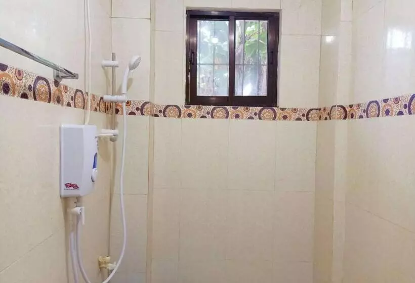 Hotelli Reddoorz @ Garcia Hernandez Bohol