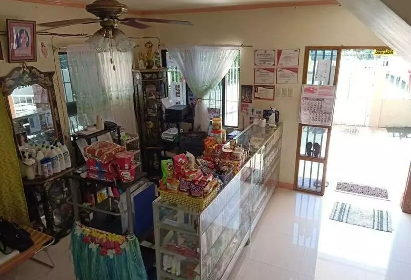 Hotelli Reddoorz @ Garcia Hernandez Bohol