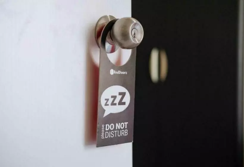 Hotelli Reddoorz @ Garcia Hernandez Bohol