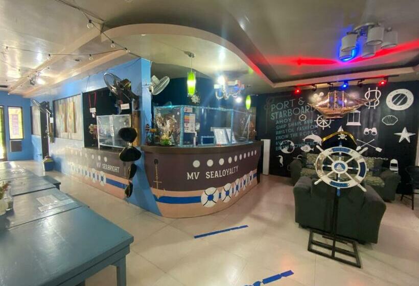 فندق Reddoorz Plus @ Lhexlyn Resort San Narciso