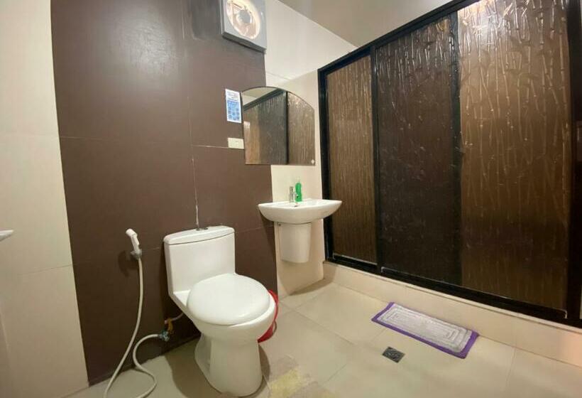 فندق Reddoorz Plus @ Lhexlyn Resort San Narciso