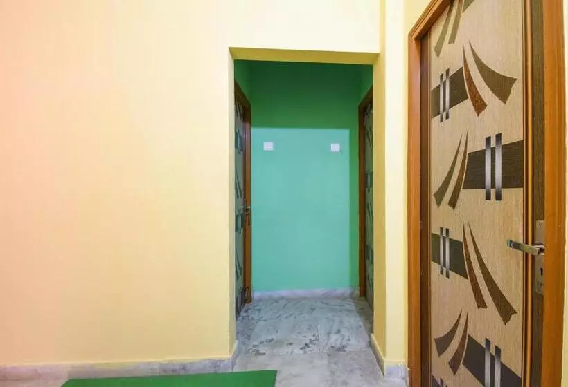 ホテル Spot On 67721 Maa Rakhakali Bhawan