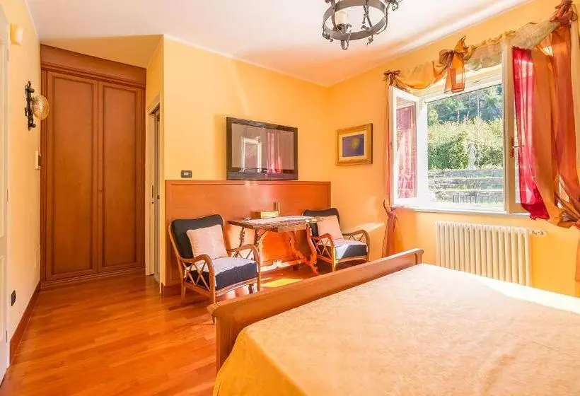 Hotelli Tenuta Pian D Attesio   Agriturismo