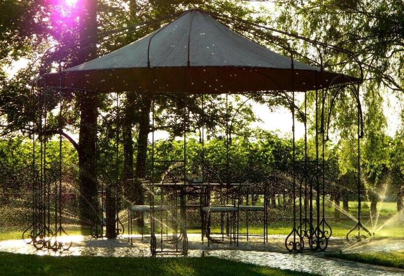 בית מלון כפרי Tenuta Santomè