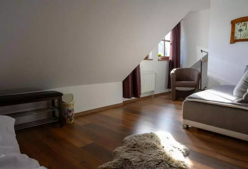 Majatalo Penzion Fryčovice