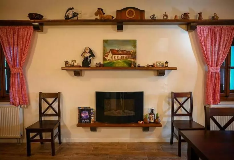 Majatalo Penzion Fryčovice