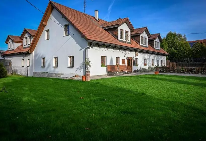 Majatalo Penzion Fryčovice