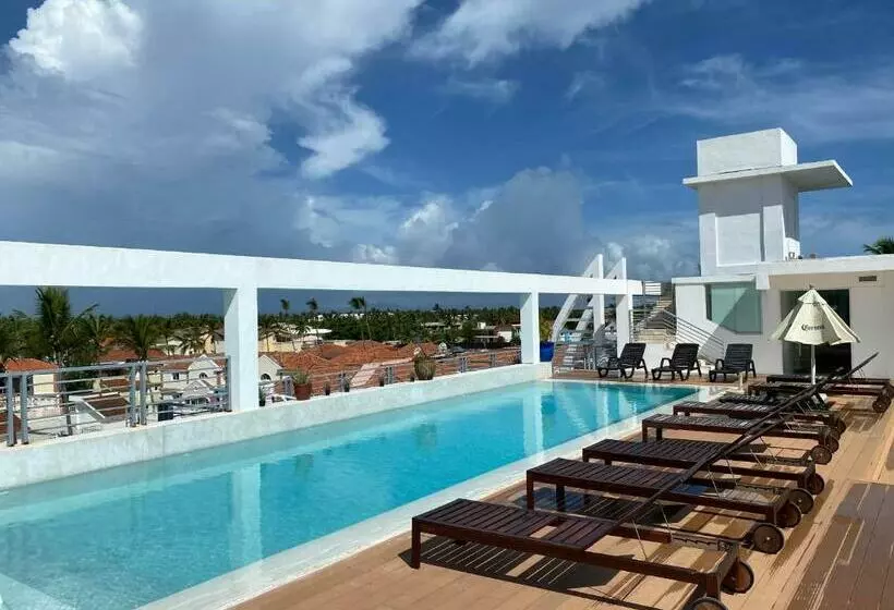 Deluxe Studios Ducassi Rooftop Pool - Playa Los Corales