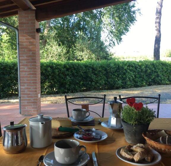 Отель Agriturismo Il Poggio