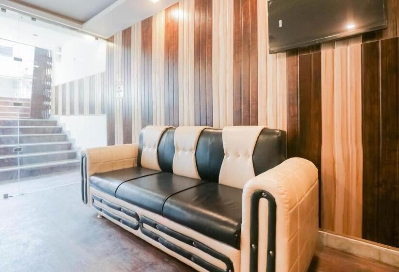 בית מלון כפרי Townhouse Legacy, Civil Line