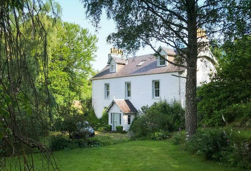 Kirkmichael House B&b