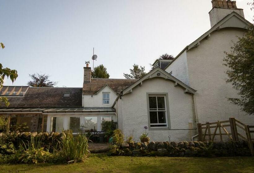 Kirkmichael House B&b