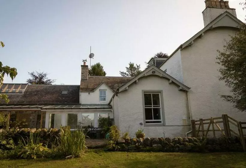 Kirkmichael House B&b
