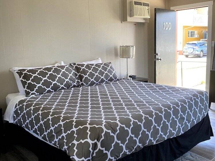 汽车旅馆  Richter Pass Beach Resort