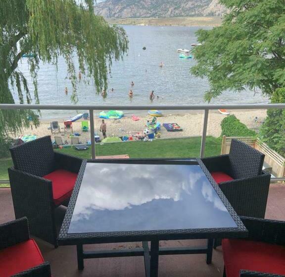 汽车旅馆  Richter Pass Beach Resort