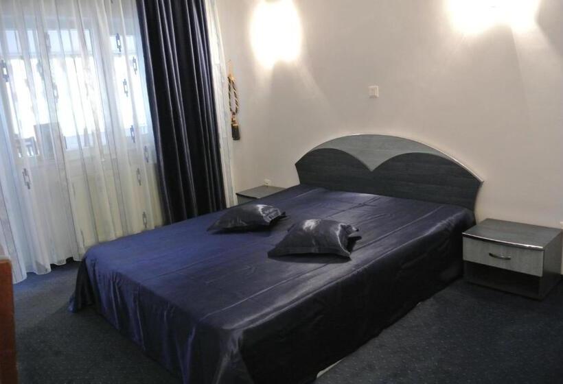 Pensiune Restaurant Piatra Craiului