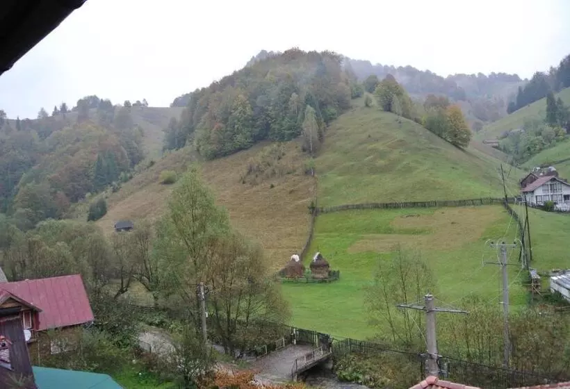 Pensiune Restaurant Piatra Craiului