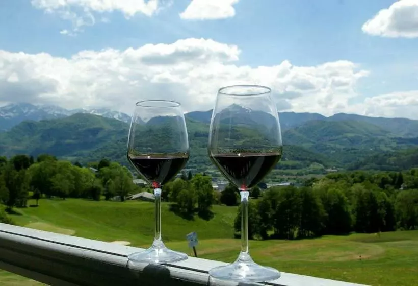 Lomakeskus Le Domaine Du Golf Country Club De Bigorre